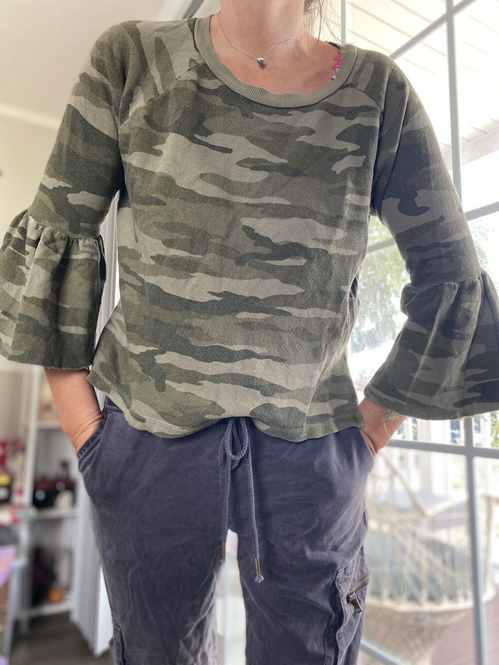 CURRENT ELLIOTT THE RUFFLE 3/4 SLEEVE SWEATSHIRT TOP CAMO Cotton 1 (M)